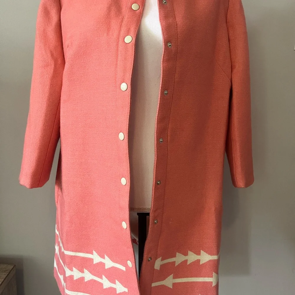 Lauren Moffatt Eastwood Coral Button-Up Coat with Arrow Design - Picture 1 of 7